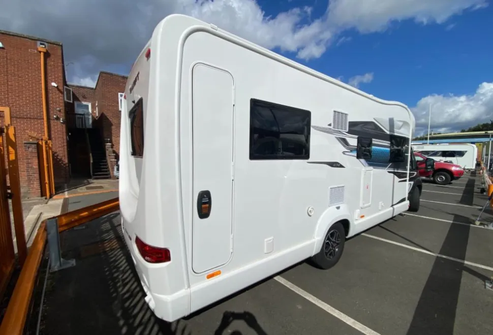 Swift Escape 64 2024