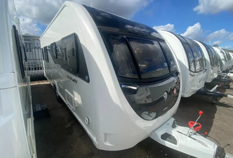 Swift Fairway Platinum 580 2021