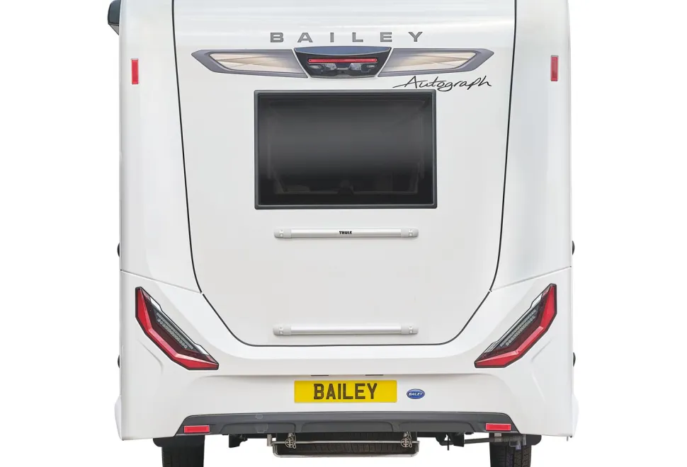 Bailey Autograph 81-5 2026