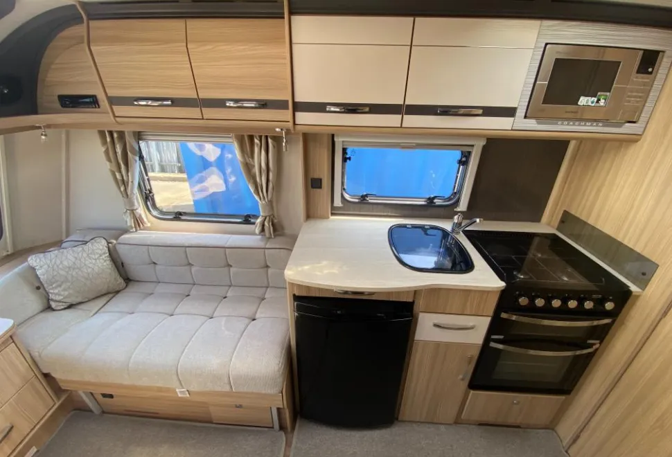 Coachman Pastiche 545 2017