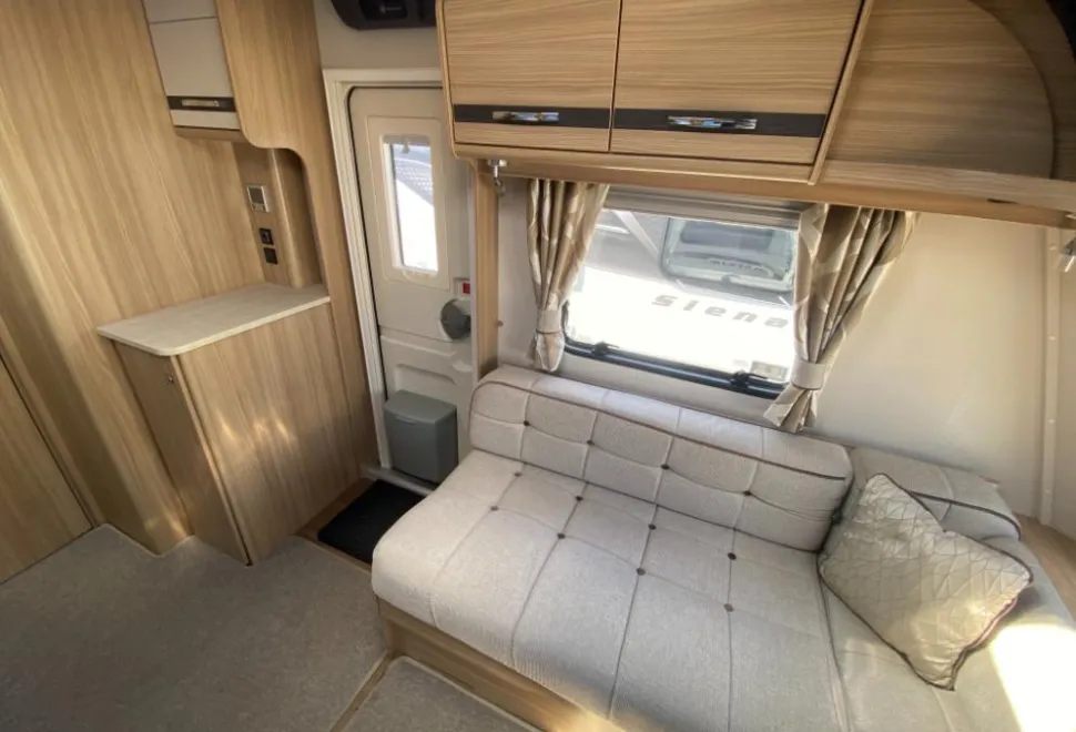 Coachman Pastiche 545 2017