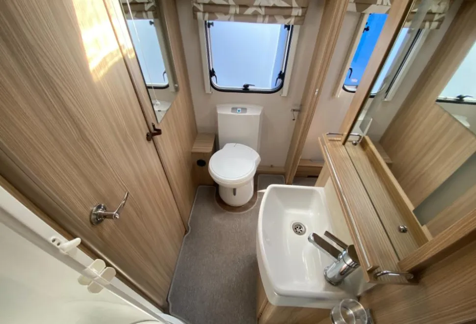 Coachman Pastiche 545 2017