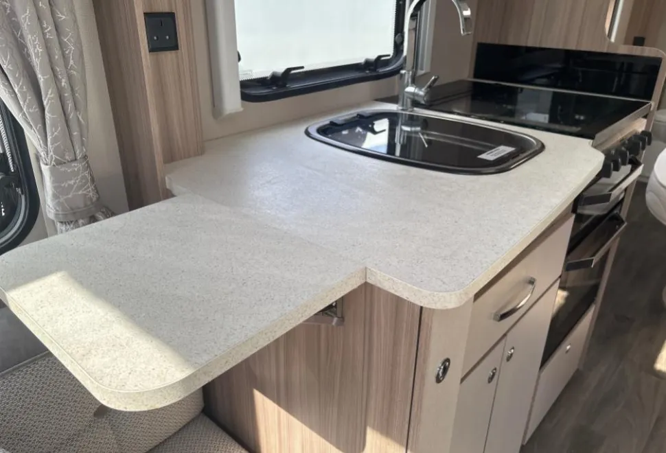 Coachman Avocet 575 2021