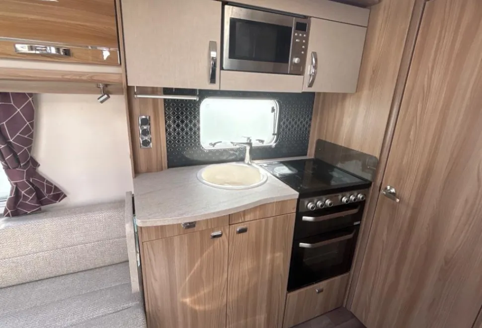 Swift Challenger 650 2019