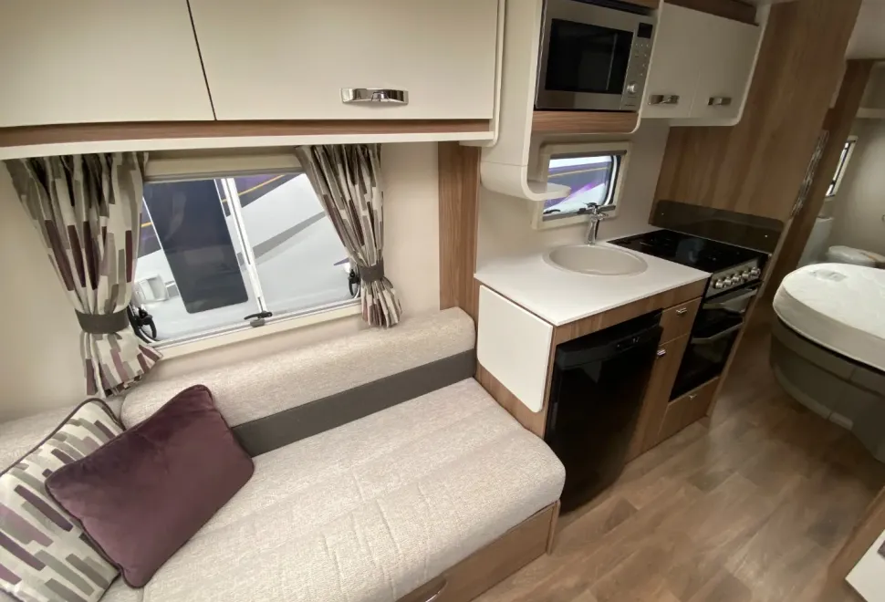 Swift Vogue 580 SB 2018