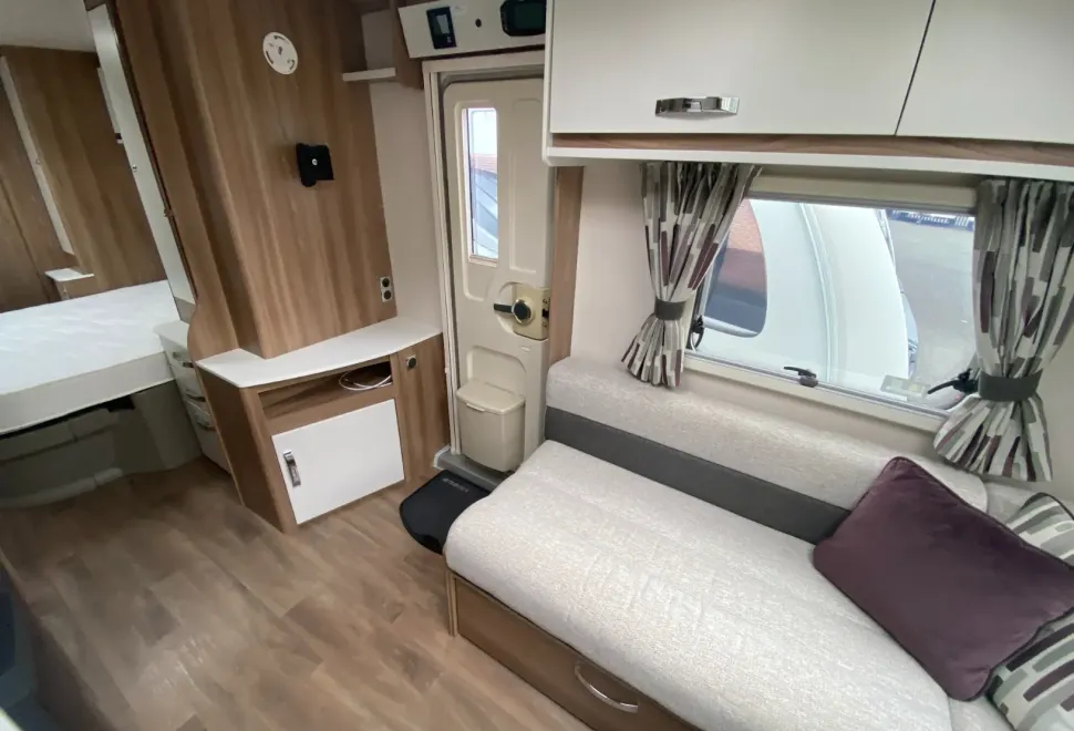 Swift Vogue 580 SB 2018