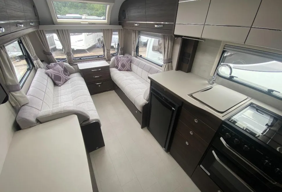 Elddis Affinity 520 2024