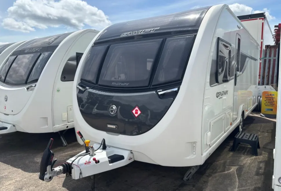 Swift Fairway Platinum 580 2020