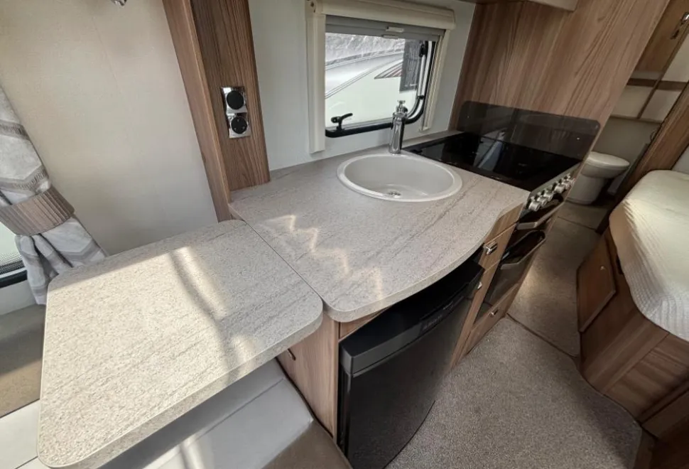 Swift Challenger 570 2016