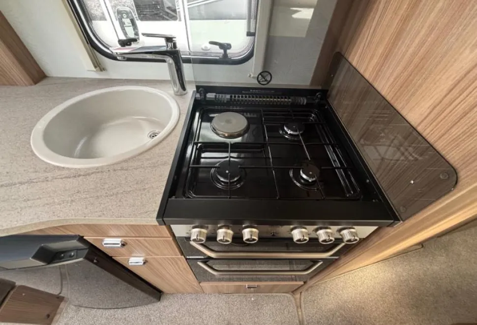 Swift Challenger 570 2016