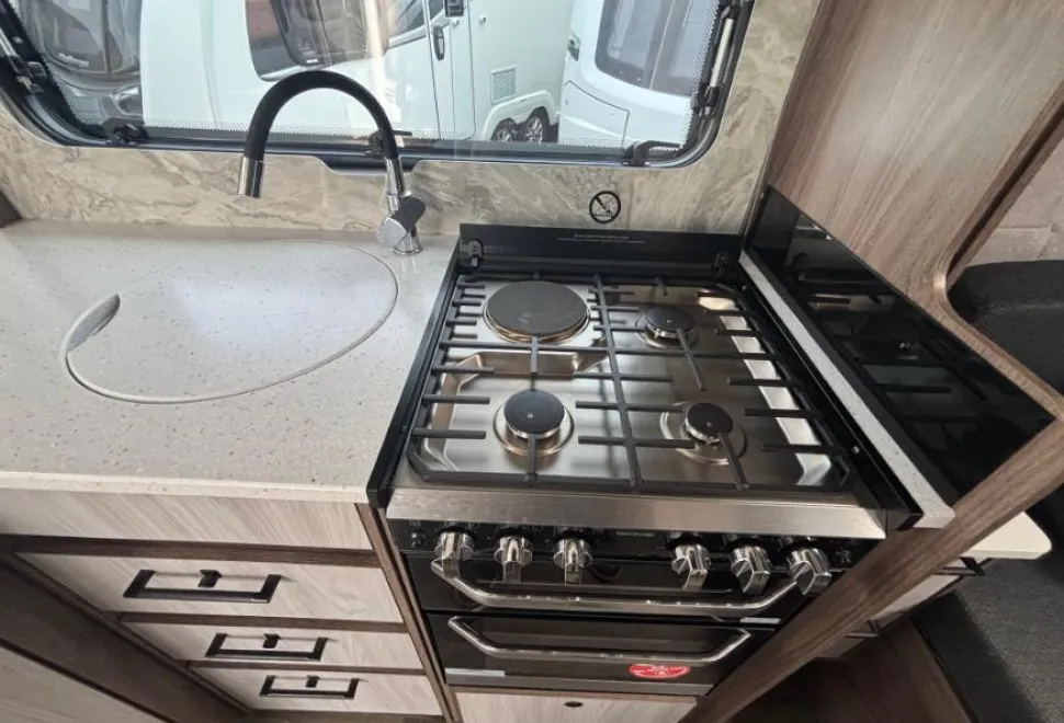 Coachman Lusso II 2024