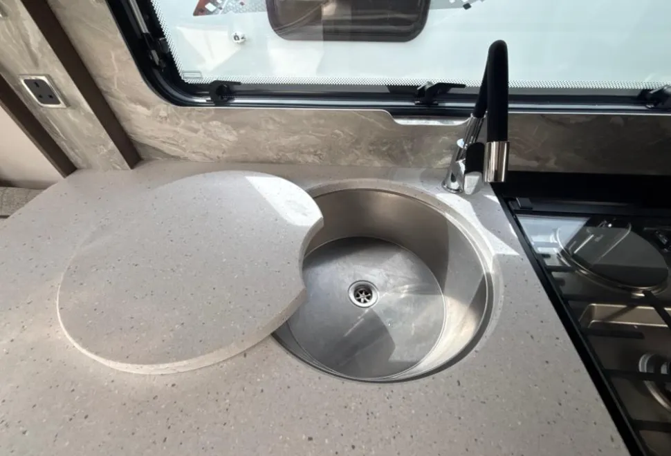 Coachman Lusso II 2025
