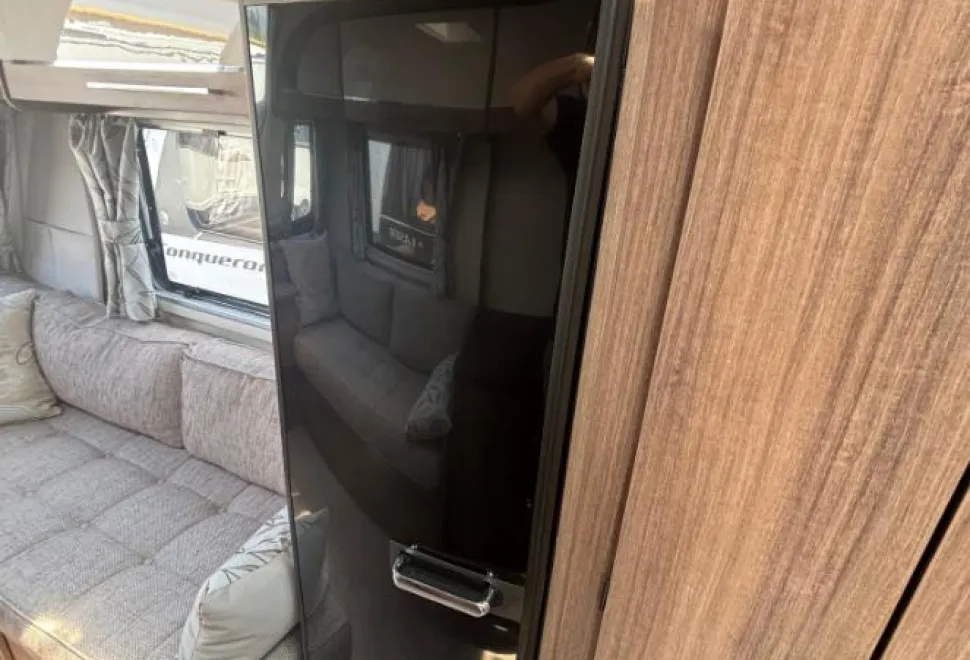 Bailey Unicorn Seville 2018