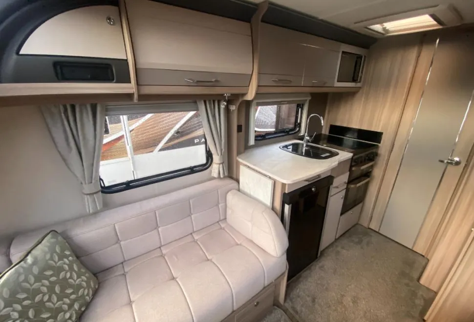 Coachman Acadia 545 Platinum 2022