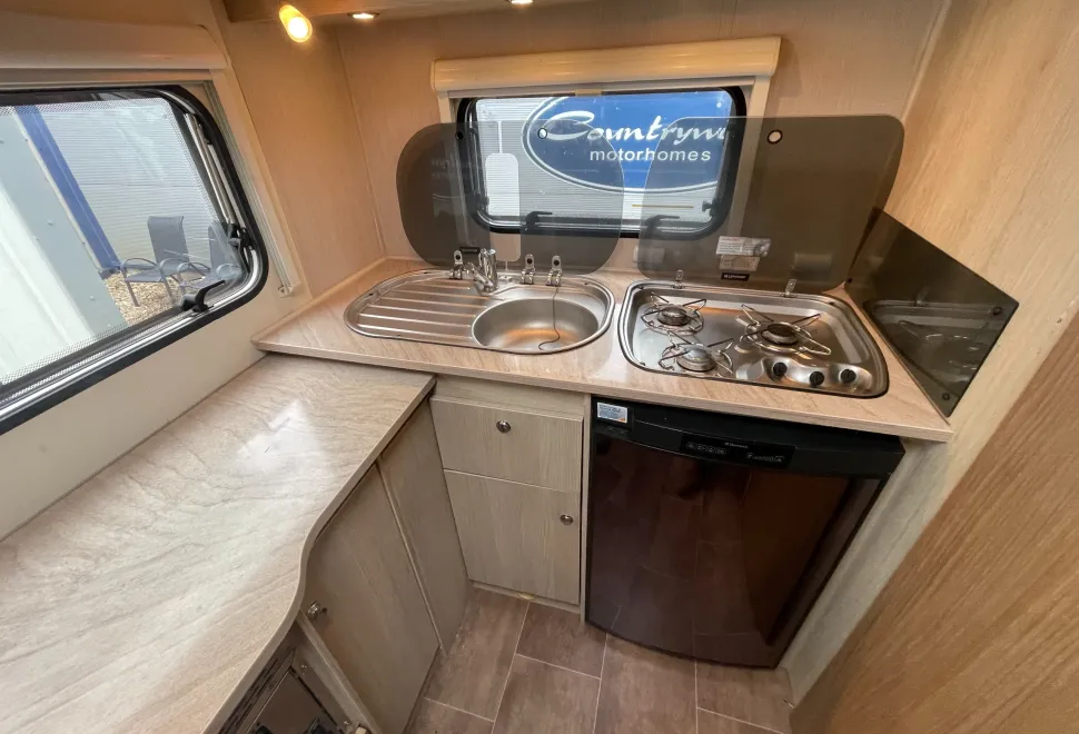 Burstner Ixeo Time IT585 4 BERTH DROP DOWN BED MODEL - 4 BELTS  2013