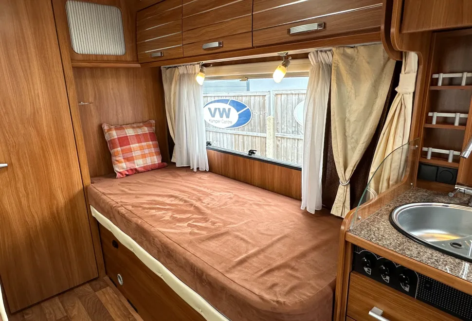 Dethleffs Esprit i7010 LHD A class - PERFECT TOURER LAYOUT FOR EUROPE  2011