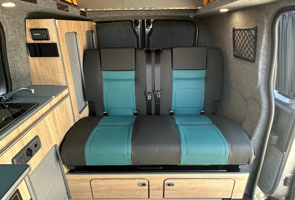 Peugeot E-EXPERT BY REVAMPERVAN - 4 BERTH POP TOP - ELECTRIC CAMPER  2020