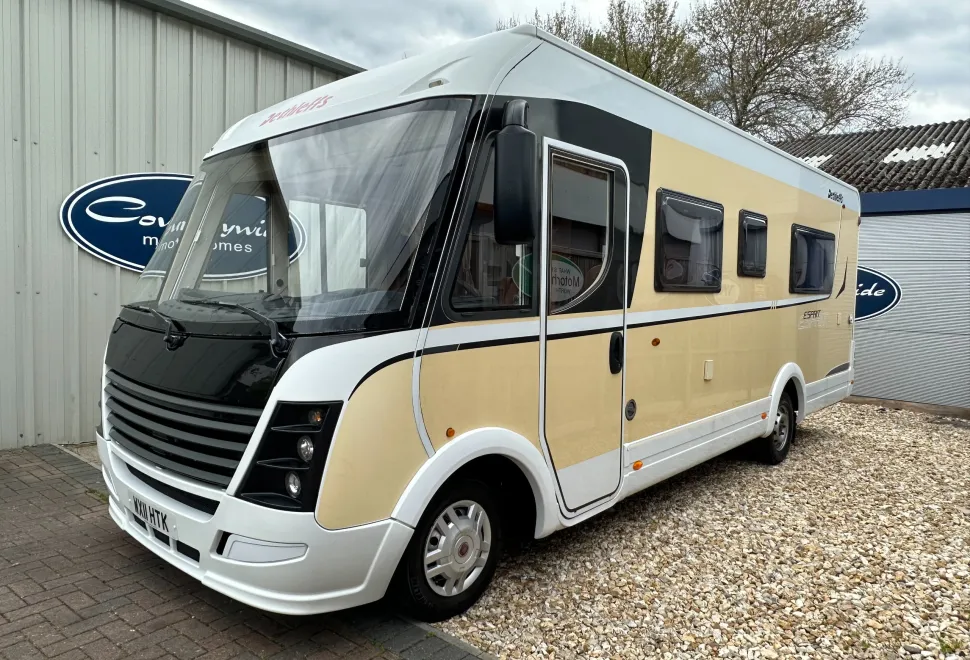 Dethleffs Esprit i7010 LHD A class - PERFECT TOURER LAYOUT FOR EUROPE  2011