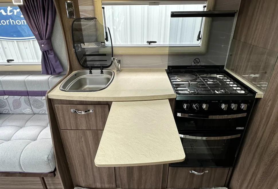 Auto-Sleepers Corinium Duo  Two Fixed Single Beds  2019