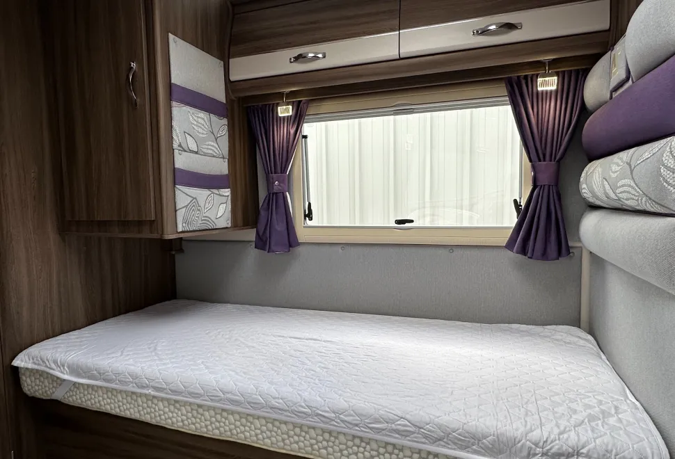Auto-Sleepers Corinium Duo  Two Fixed Single Beds  2019