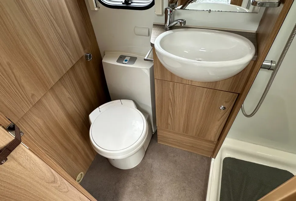 Bailey Approach Advance 635 LOVELY LOW MILEAGE EXAMPLE 2016