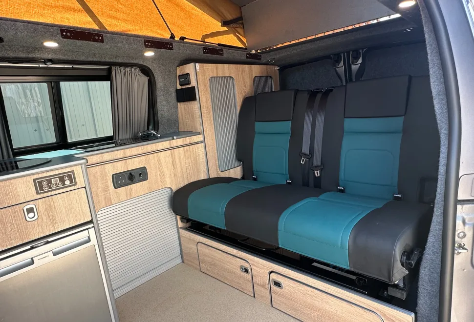 Peugeot E-EXPERT BY REVAMPERVAN - 4 BERTH POP TOP - ELECTRIC CAMPER  2020