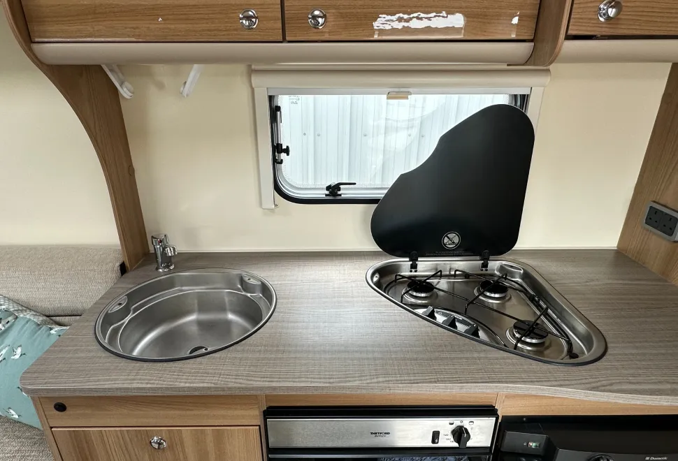 Bailey Approach Advance 635 LOVELY LOW MILEAGE EXAMPLE 2016