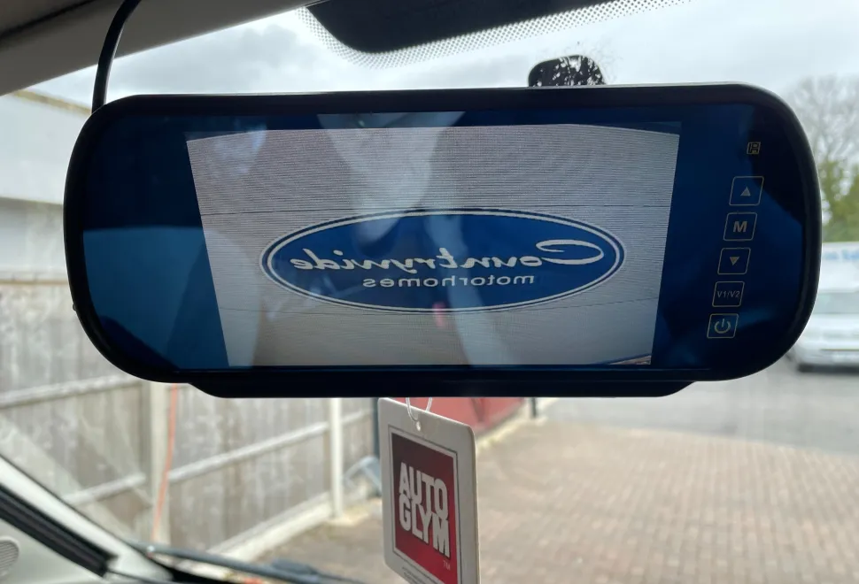 Bessacarr E520 LUXURY REAR LOUNGE 2 BERTH  2012