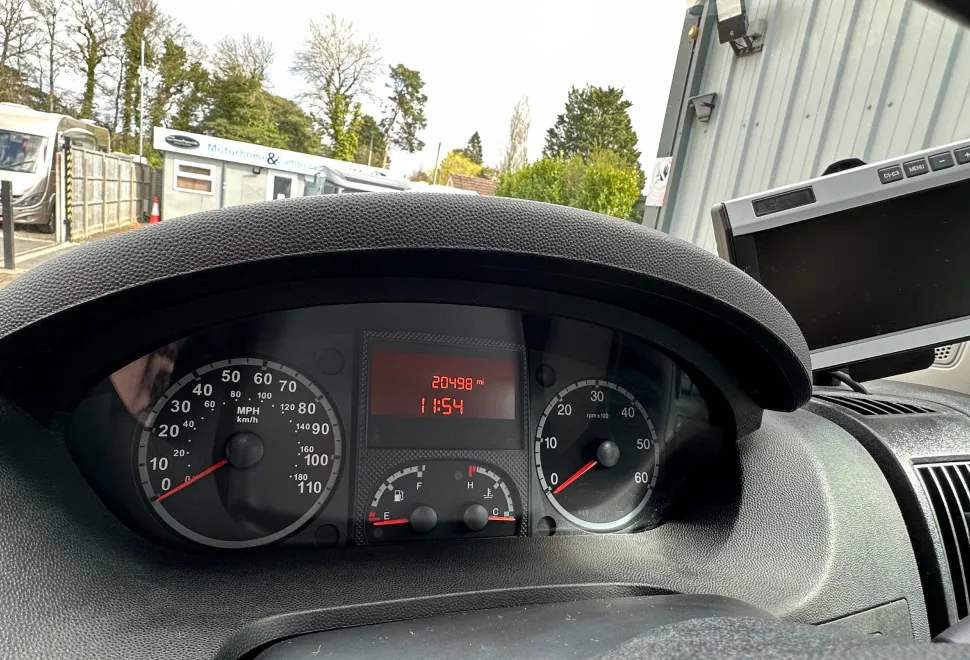 Laika X 700 Series, X718R 2015