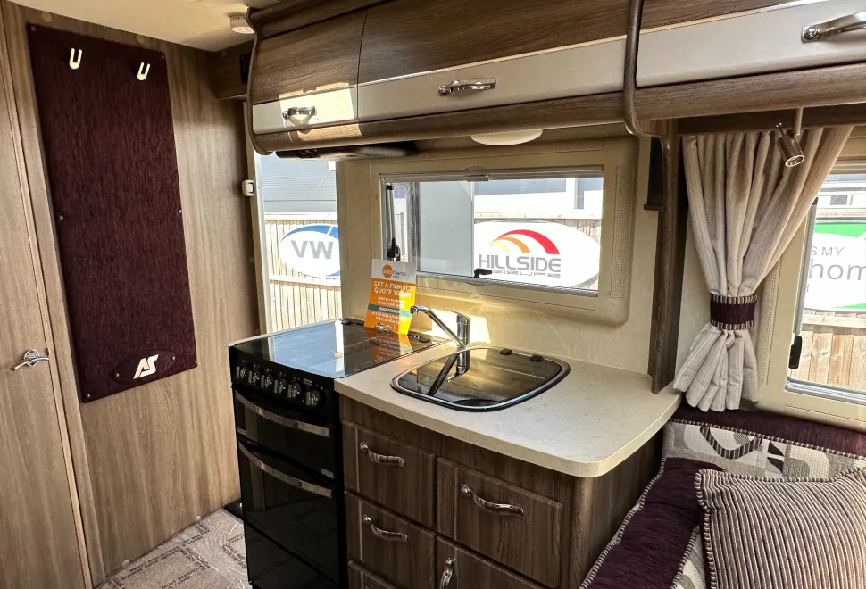 Auto-Sleepers Broadway EB 2 BERTH FRONT LOUNGE - END WASHROOM - LUXURY  2016