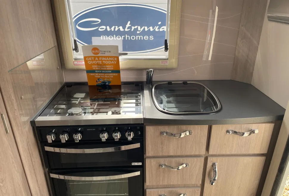 Auto-Sleepers Broadway EK SUPERB LOW MILEAGE EXAMPLE  2020