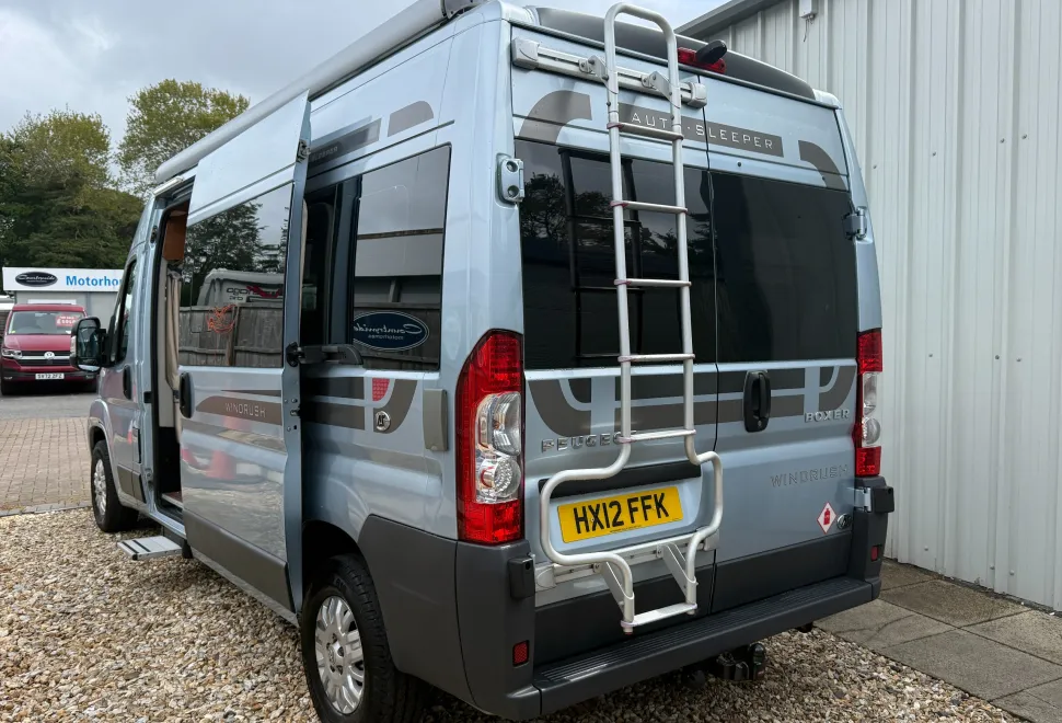 Auto-Sleepers Windrush REAR BUNK BED MODEL  4 BERTH  & 4 BELTS  2012