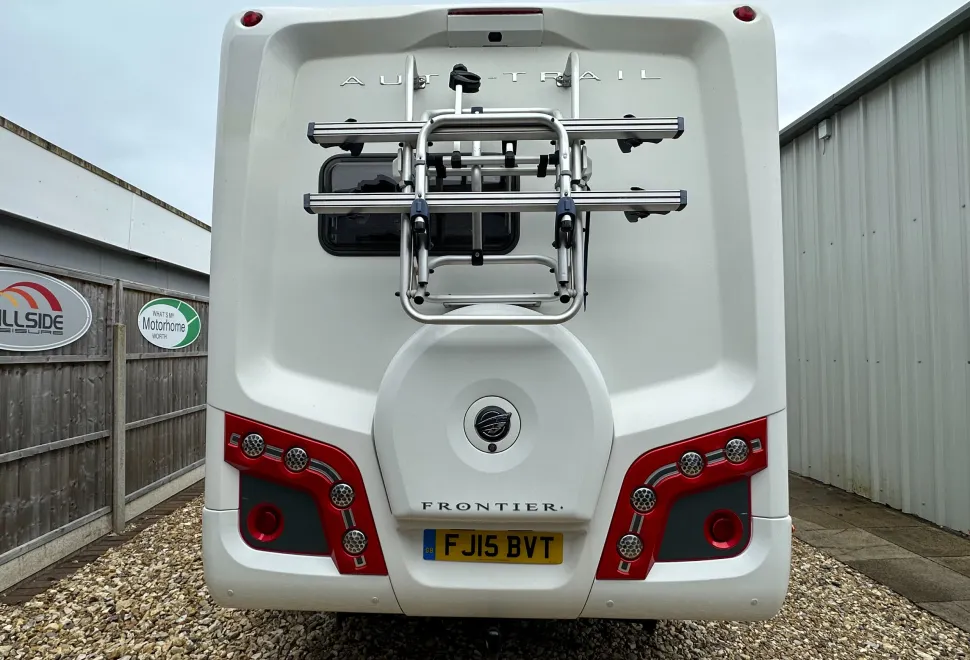 Auto-Trail Navajo 2 BERTH FRONT LOUNGE LUXURY MODEL  2015