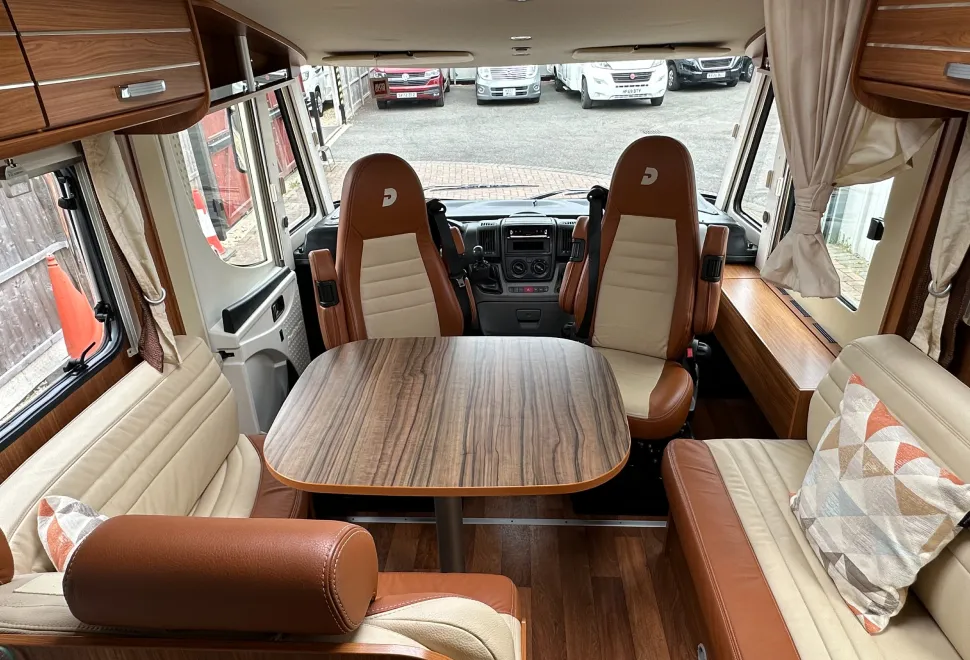 Dethleffs Esprit i7010 LHD A class - PERFECT TOURER LAYOUT FOR EUROPE  2011