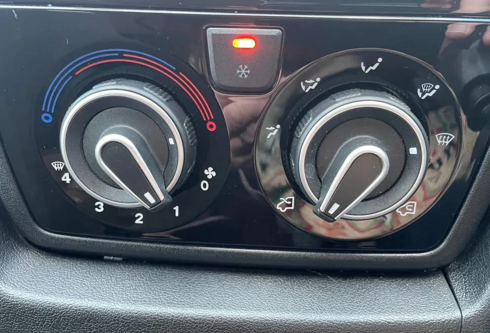 Swift Loxwood Sussex ESCAPE 684  2019