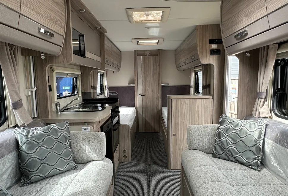 Elddis Magnum 185 2021