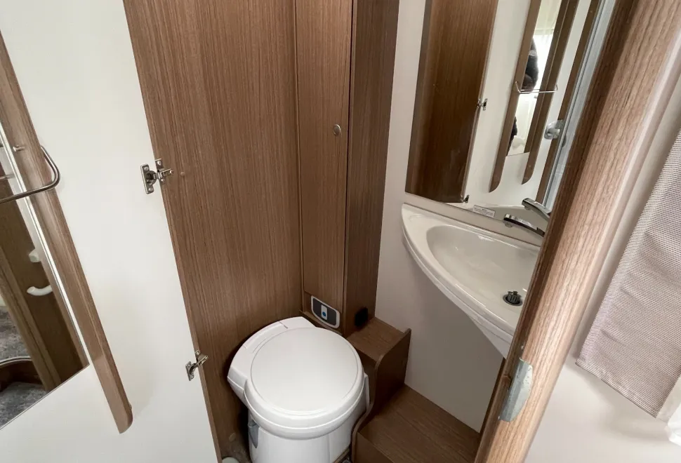 Hymer Carado T339 2019