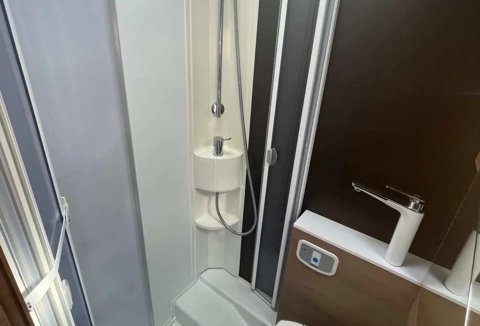 Adria Compact SLS WITH SLIDE OUT REAR BED POD 2021