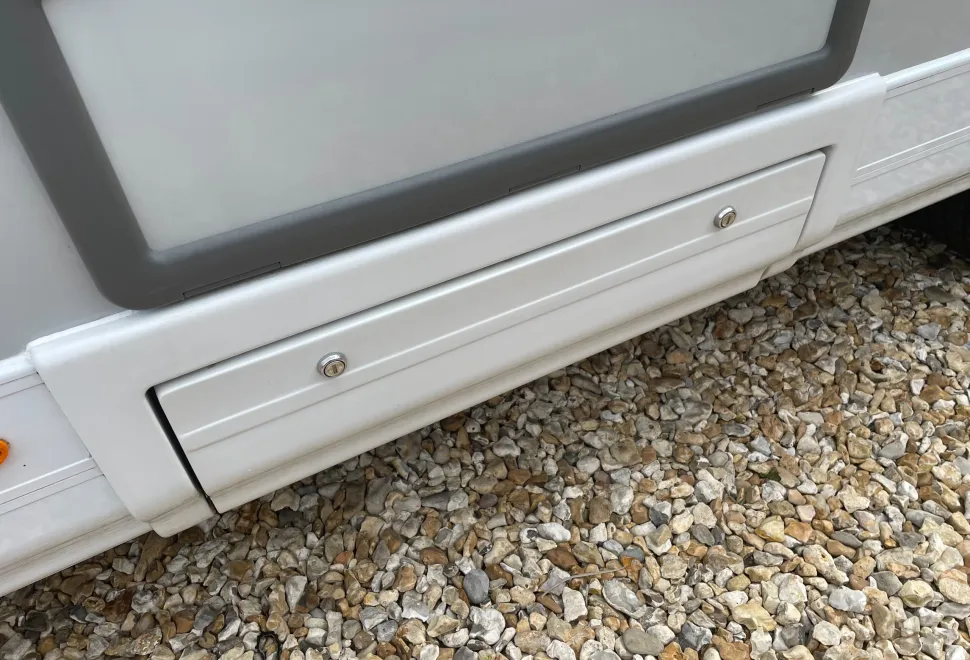 Auto-Sleepers Broadway EK SUPERB LOW MILEAGE EXAMPLE  2020