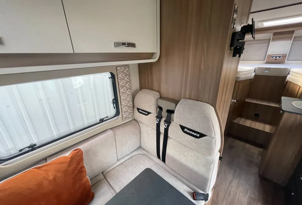 Swift Loxwood Sussex ESCAPE 684  2019