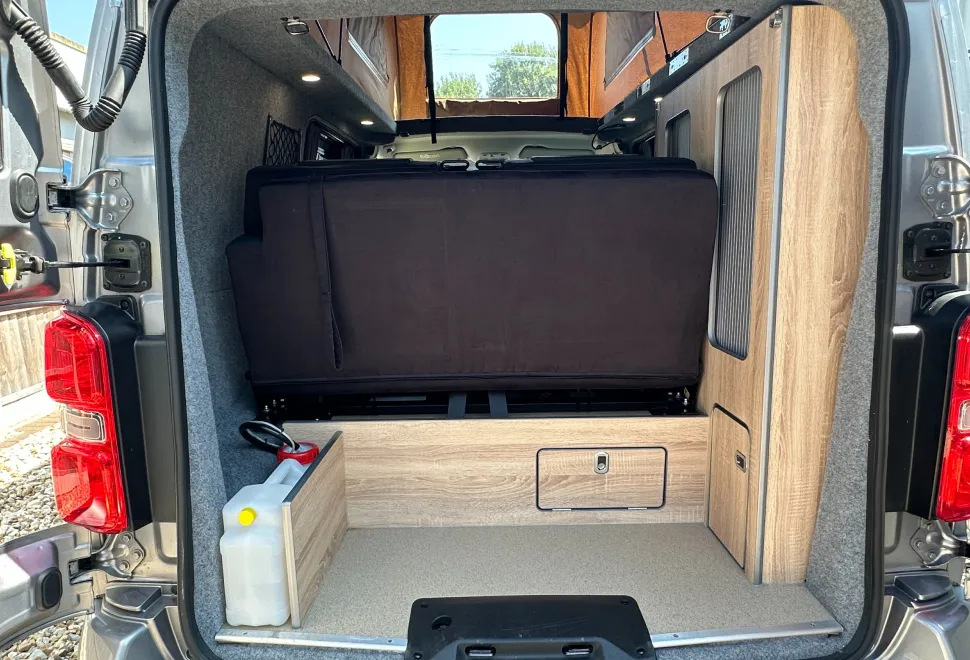 Peugeot E-EXPERT BY REVAMPERVAN - 4 BERTH POP TOP - ELECTRIC CAMPER  2020