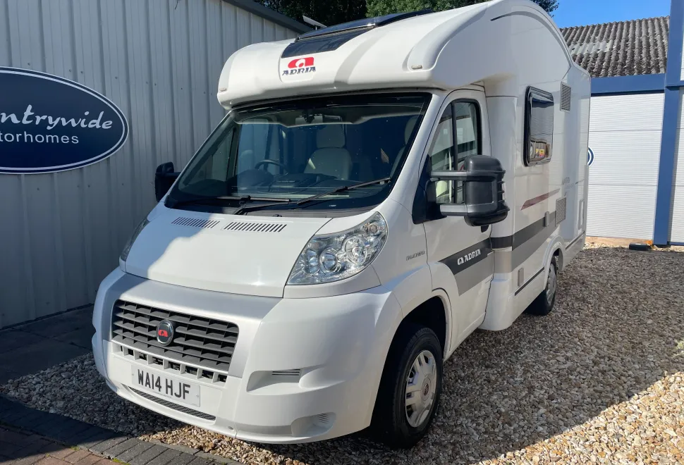 Adria Matrix Axess	 MATRIX AXESS  590SG  2014