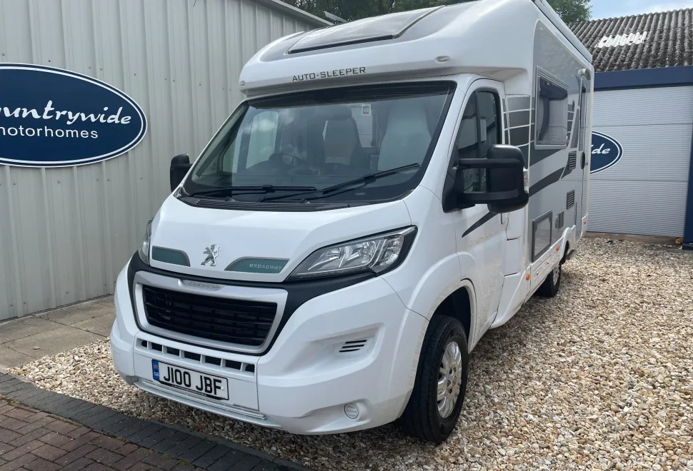 Auto-Sleepers Broadway EK SUPERB LOW MILEAGE EXAMPLE  2020