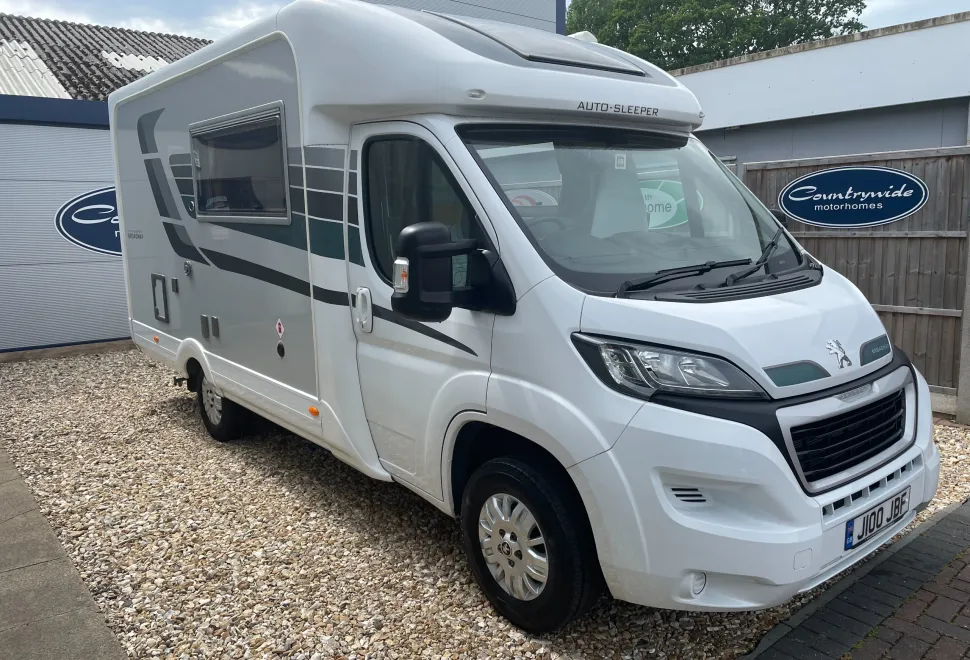 Auto-Sleepers Broadway EK SUPERB LOW MILEAGE EXAMPLE  2020
