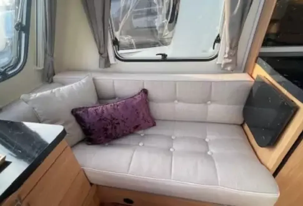 Knaus   2018