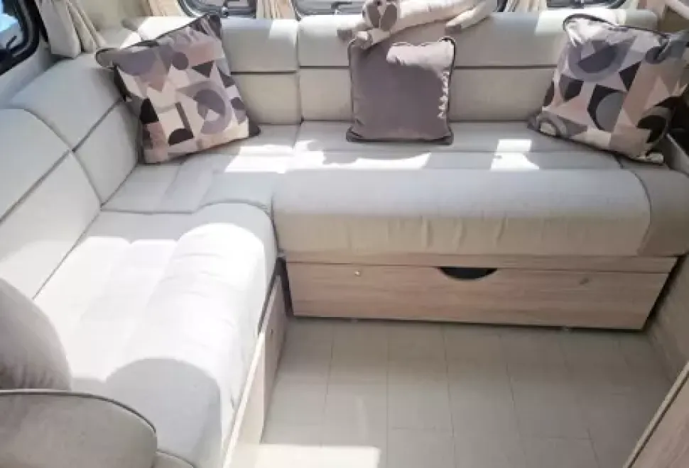 Elddis   2024