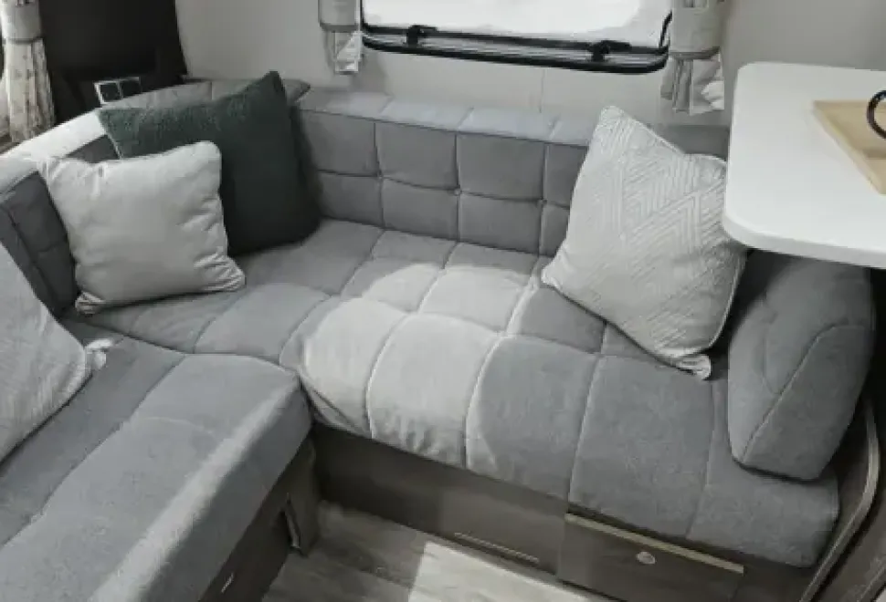 Coachman   2022