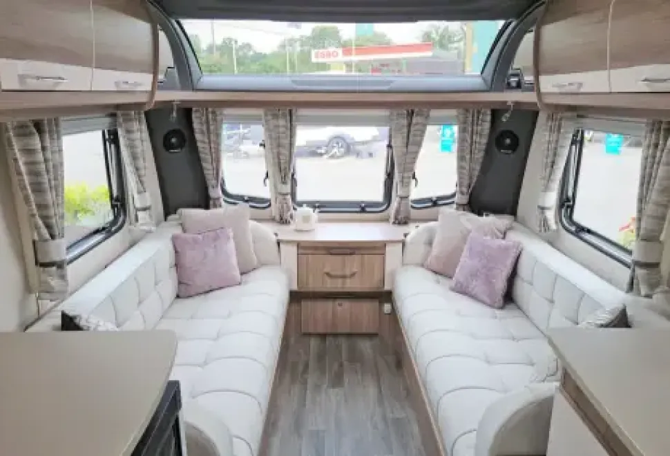 Coachman   2021