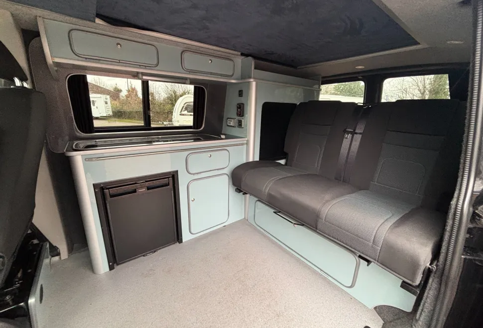 Volkswagen  Transporter T28 2018