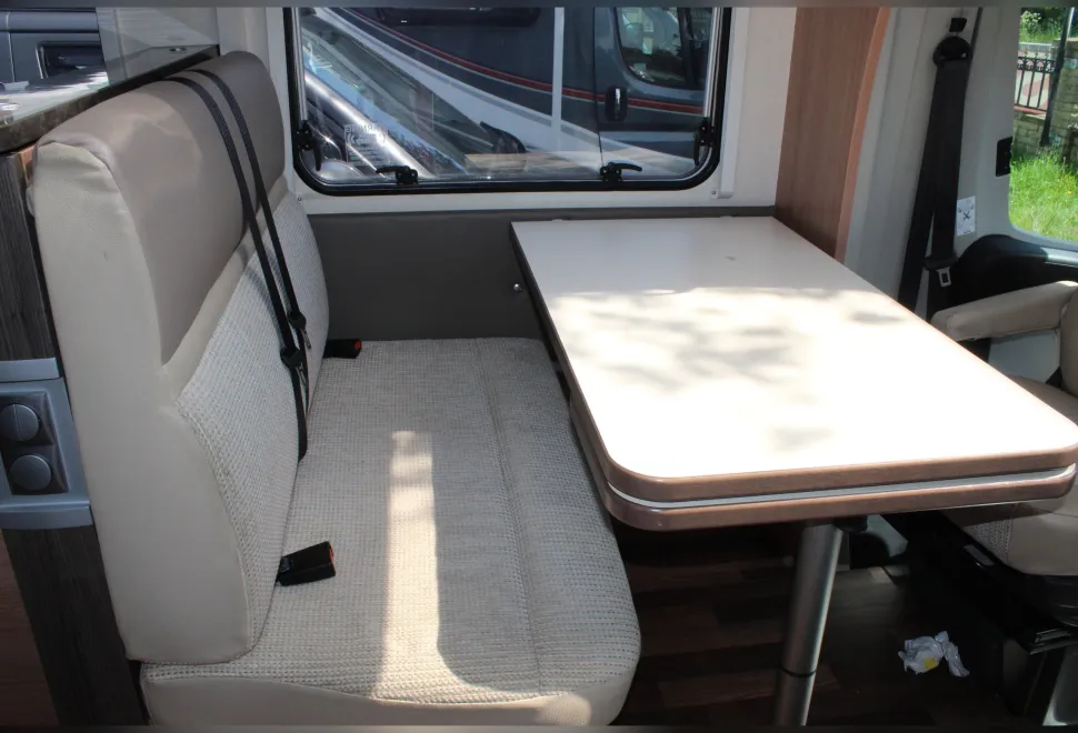 Knaus  Sky TI 700 2013
